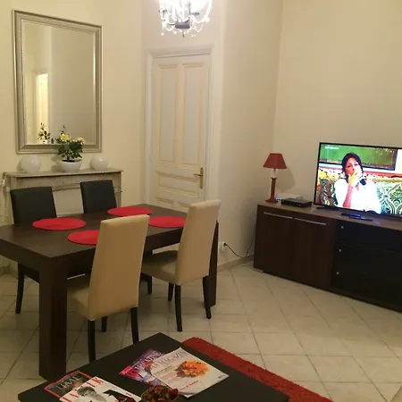 Location In Apartamento