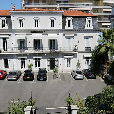 Location In Cannes